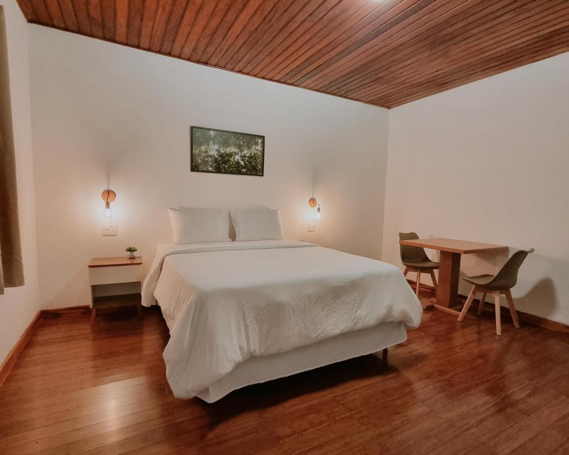 Casa Wald Hotel Campos do Jordao Exterior photo